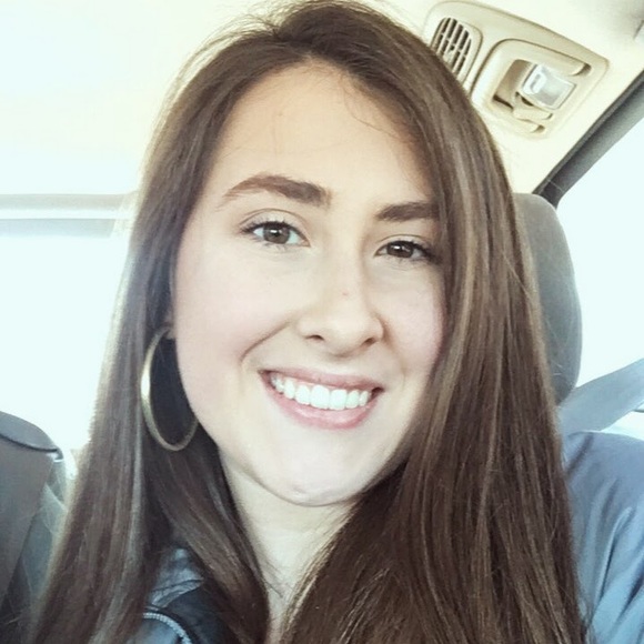 Meet your Posher, Meredith - Picture 1 of 1